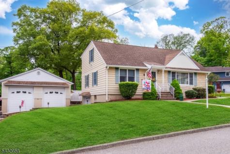 7 Mary Street Bloomingdale NJ 07403