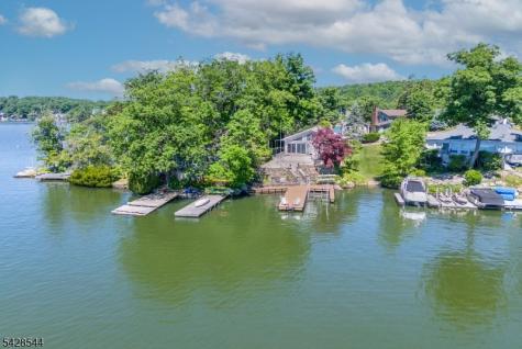 5 Coulter Place Hopatcong NJ 07821