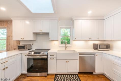 5 Coulter Place Hopatcong NJ 07821