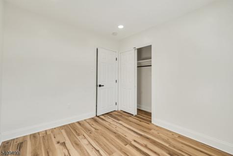 33 Sycamore Drive Burlington NJ 08016