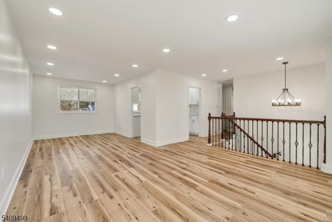 33 Sycamore Drive Burlington NJ 08016