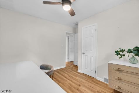 46 Rafkind Road Bloomingdale NJ 07403
