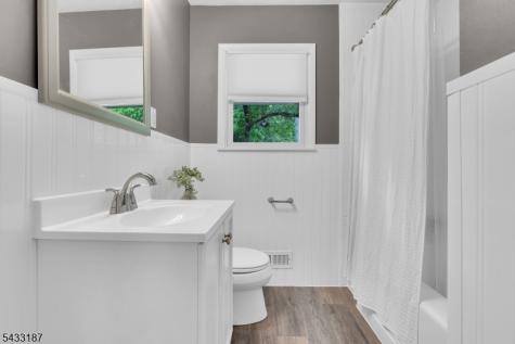46 Rafkind Road Bloomingdale NJ 07403