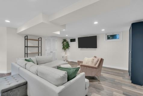 46 Rafkind Road Bloomingdale NJ 07403