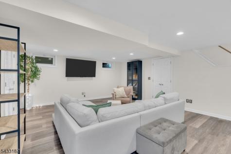 46 Rafkind Road Bloomingdale NJ 07403