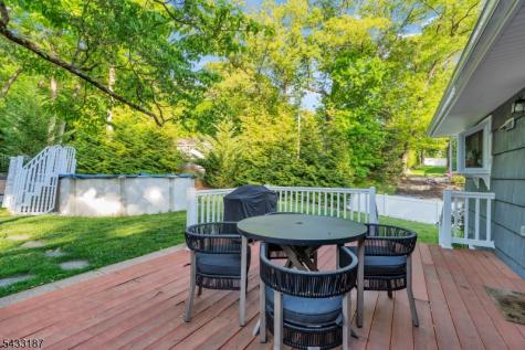 46 Rafkind Road Bloomingdale NJ 07403
