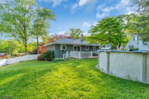46 Rafkind Road Bloomingdale NJ 07403