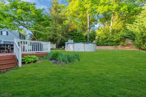 46 Rafkind Road Bloomingdale NJ 07403