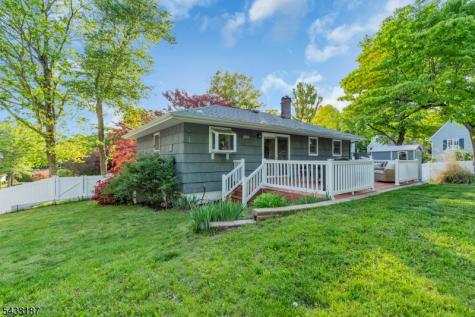 46 Rafkind Road Bloomingdale NJ 07403