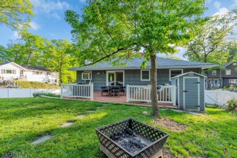 46 Rafkind Road Bloomingdale NJ 07403