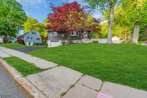 46 Rafkind Road Bloomingdale NJ 07403