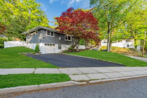 46 Rafkind Road Bloomingdale NJ 07403