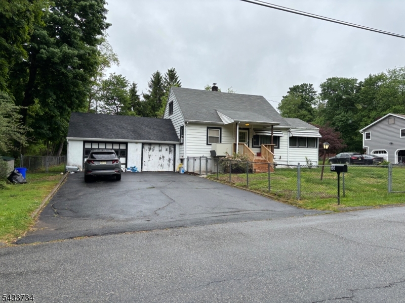33 Longview Avenue Randolph NJ 07869