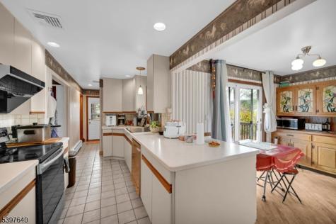 699 E Shore Road West Milford NJ 07421