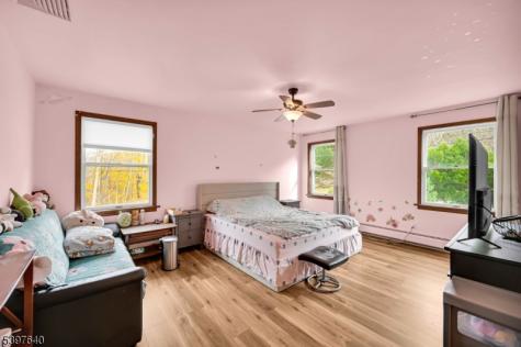 699 E Shore Road West Milford NJ 07421