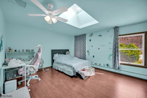 699 E Shore Road West Milford NJ 07421