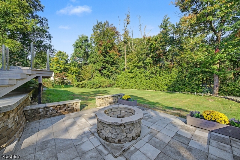 5 Hickory Place Randolph NJ 07869