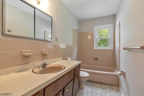 1075 Charles Street Mountainside NJ 07092