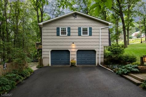 20 Edward Drive Mount Olive NJ 07836