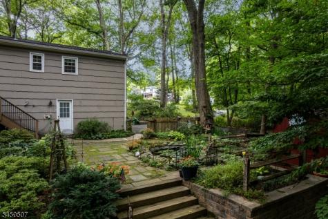 20 Edward Drive Mount Olive NJ 07836