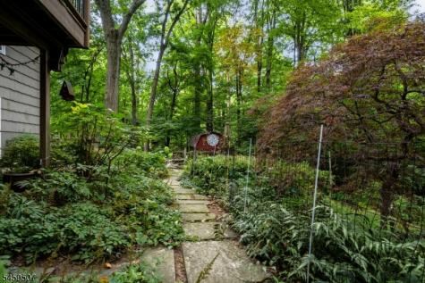 20 Edward Drive Mount Olive NJ 07836