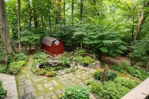 20 Edward Drive Mount Olive NJ 07836