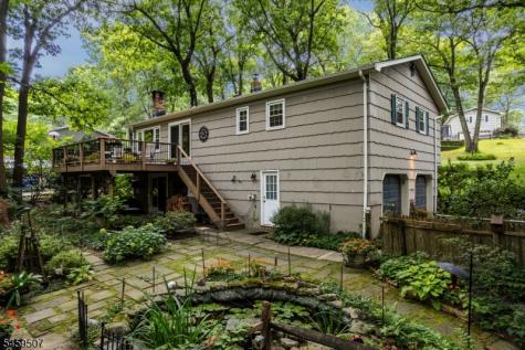 20 Edward Drive Mount Olive NJ 07836