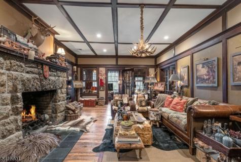 26 Short Road Bloomingdale NJ 07420