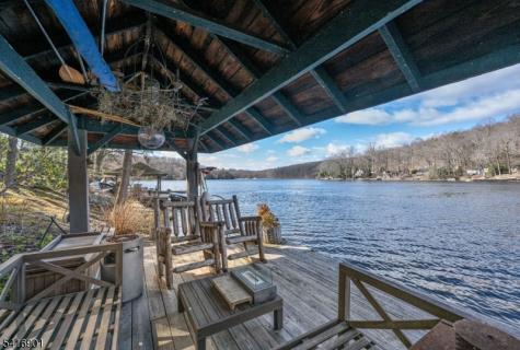 26 Short Road Bloomingdale NJ 07420