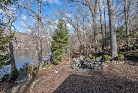 26 Short Road Bloomingdale NJ 07420