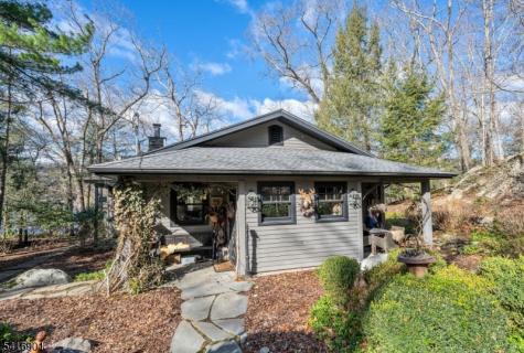 26 Short Road Bloomingdale NJ 07420