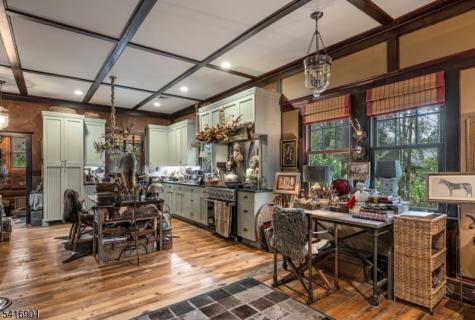 26 Short Road Bloomingdale NJ 07420
