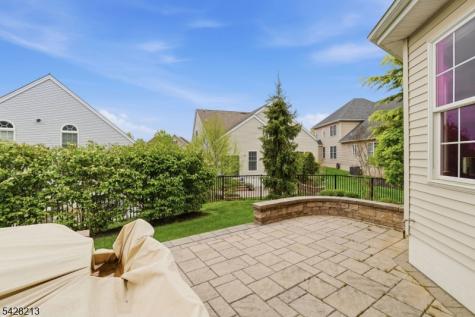 11 Burr Place Franklin NJ 08873