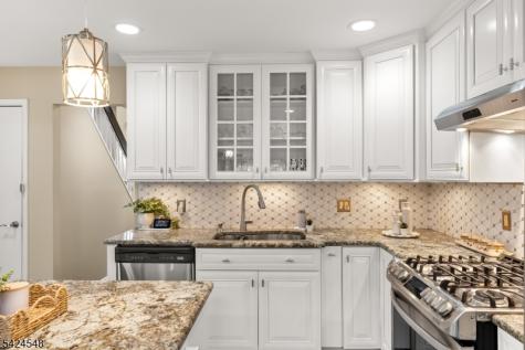 45 Ditmars Circle Hillsborough NJ 08844