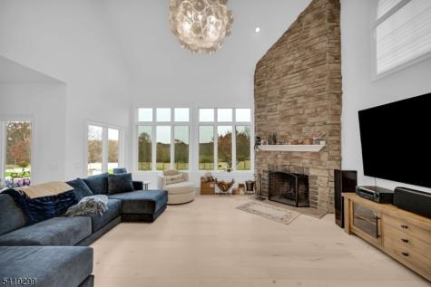 9 Wortman Way Chester NJ 07930