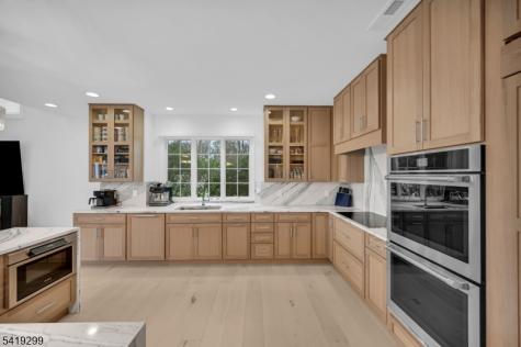 9 Wortman Way Chester NJ 07930