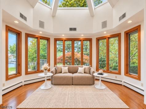 99 Holly Lane Berkeley NJ 08721