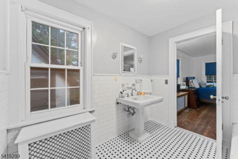 238 Elmwynd Drive City Of Orange NJ 07050