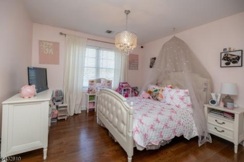 224 N 18th Street Kenilworth NJ 07033