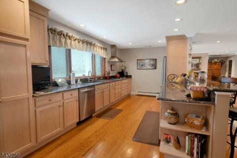 319 S Orange Avenue Livingston NJ 07039