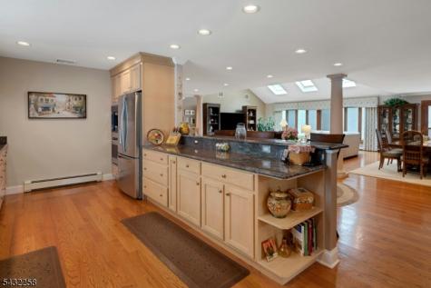 319 S Orange Avenue Livingston NJ 07039