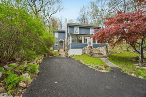 181 Orben Drive Mount Arlington NJ 07850