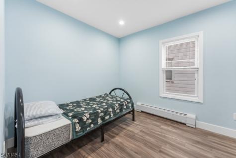 147 Clinton Avenue Clifton NJ 07011
