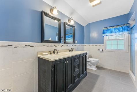 147 Clinton Avenue Clifton NJ 07011