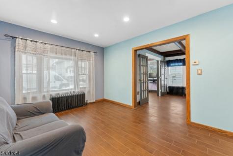 147 Clinton Avenue Clifton NJ 07011