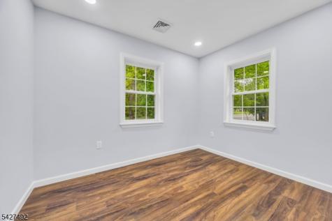 456 Girard Avenue Franklin NJ 08873