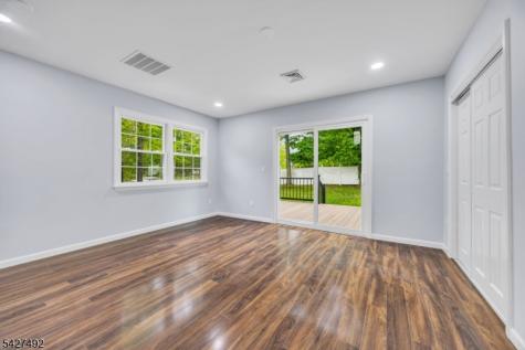 456 Girard Avenue Franklin NJ 08873