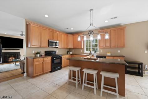 5 Mountain View Road Lopatcong NJ 08865