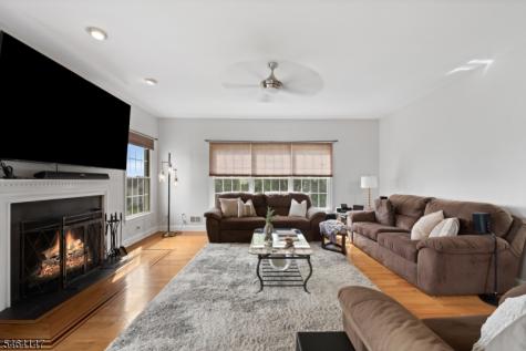 5 Mountain View Road Lopatcong NJ 08865
