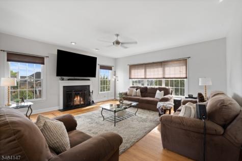 5 Mountain View Road Lopatcong NJ 08865
